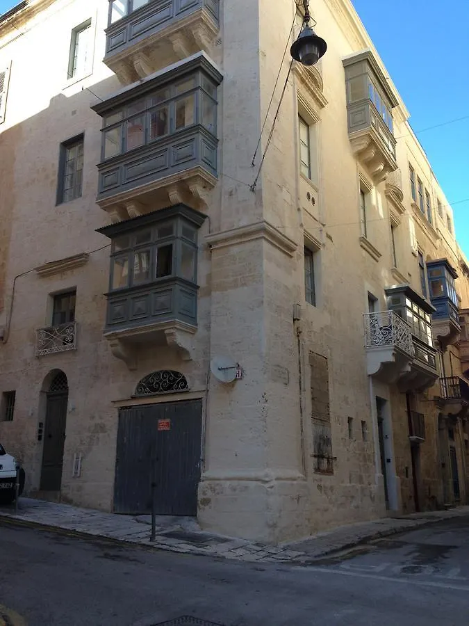 Borgo San Pawl Valletta Apartments - Duplex 2-Bedroom Apartment