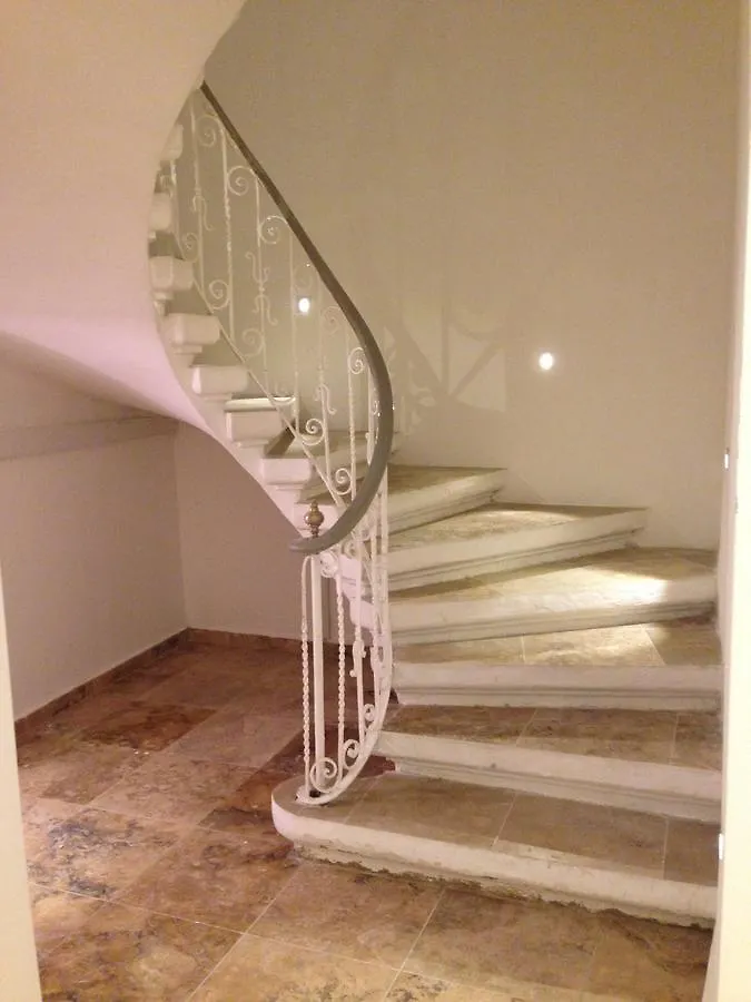 Borgo San Pawl Valletta Apartments - Duplex 2-Bedroom Apartment